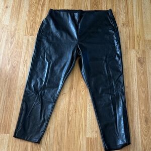 Old Navy Black Faux Leather Skinny Pants